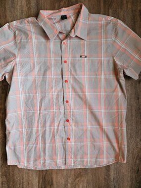 Oakley Mens XXL Short Sleeve Plaid Button Down Shirt Orange Gray Performance Tec